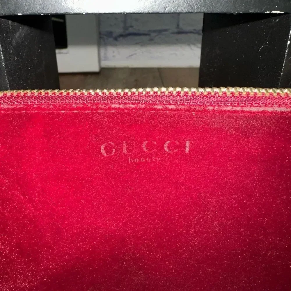 Gucci red velvet